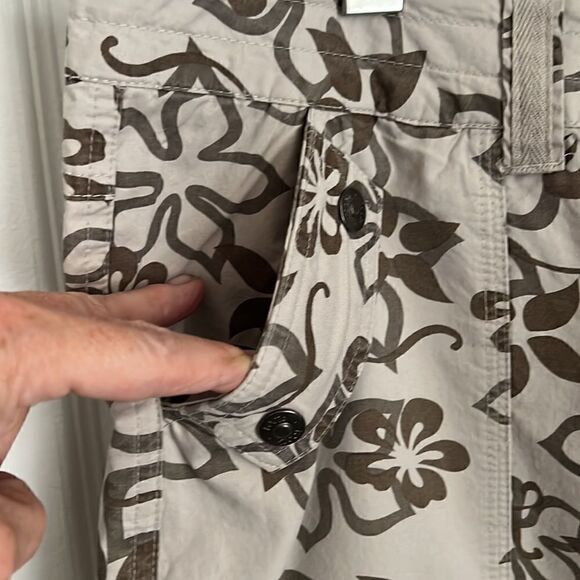 ‎Roots Cotton Flower Print Cargo Shorts Size 14 - Picture 5 of 14